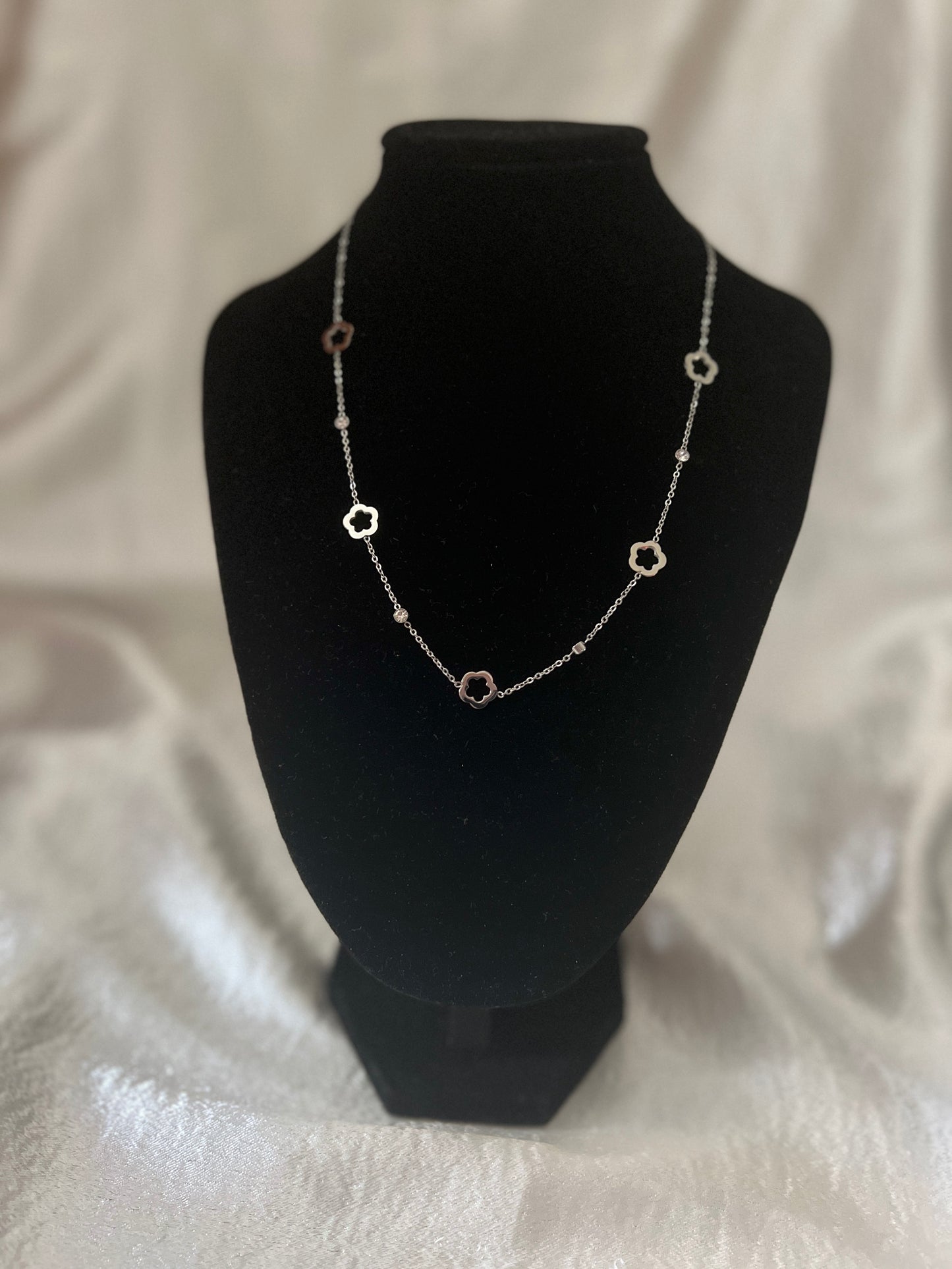 Collier Tayna
