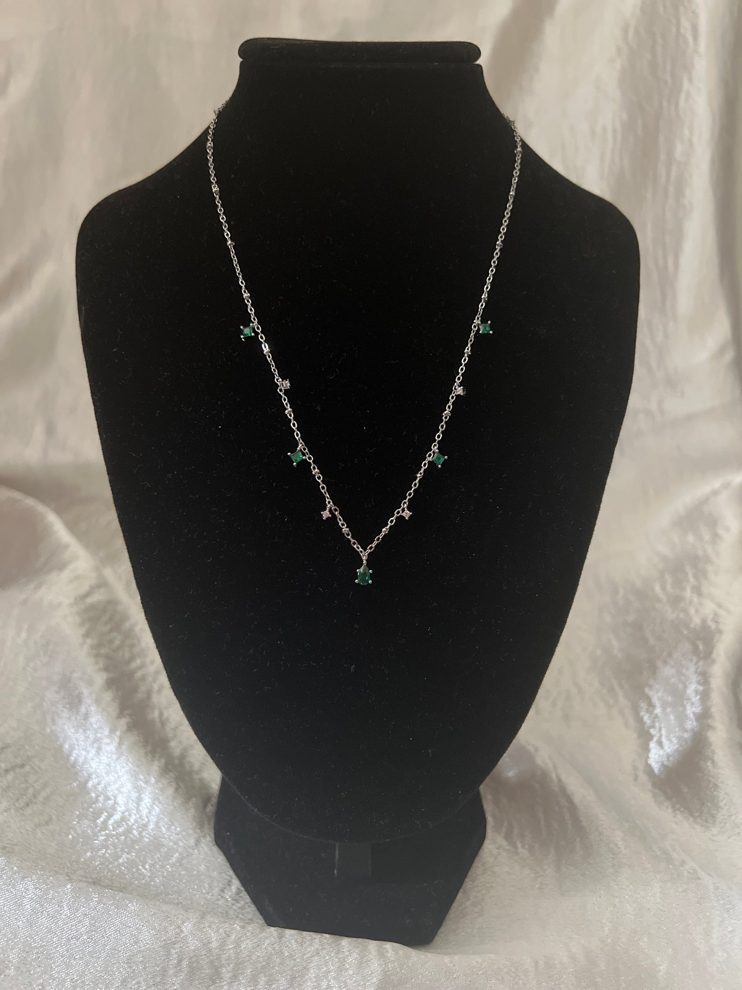 Collier Lola